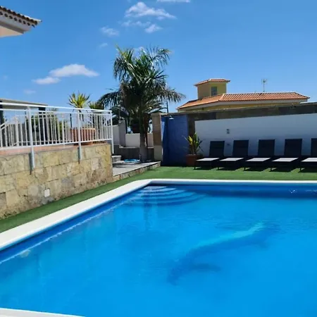 Gaelca Villa